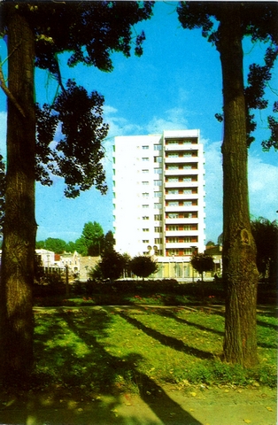 1647 - Miercuera Ciuc. Blocul turn